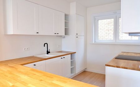 Mooi & lichtrijk appartement in het centrum - Photo 3