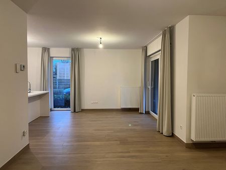 Aangenaam gelijkvloers appartement - Foto 4