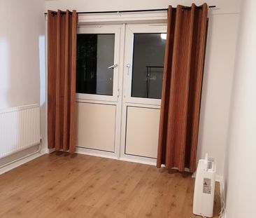 Room in a Shared Flat, Ashdowne Court, N17 - Photo 3
