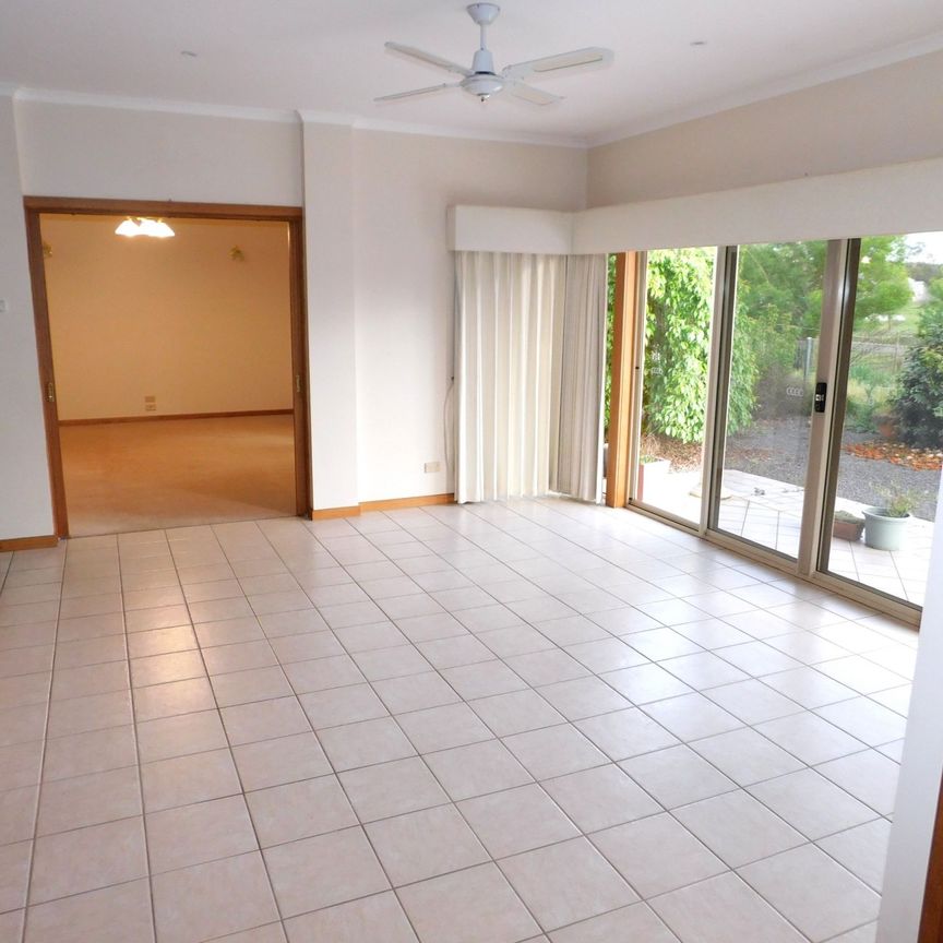 QUALITY FAMILY HOME IN RURAL SETTING WITH POOL AND FANTASTIC SHEDDING. - Photo 1