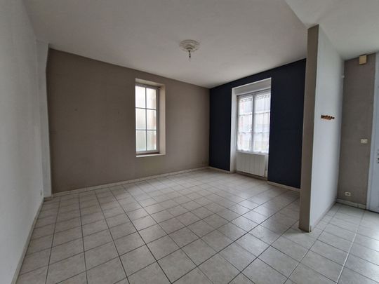 Location maison 3 pièces, 85.42m², Chemillé-en-Anjou - Photo 1