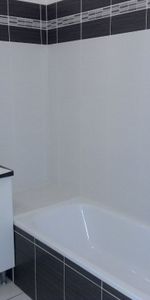 Location Appartement 2 pièces 65m² BORDEAUX 33300 - Photo 3