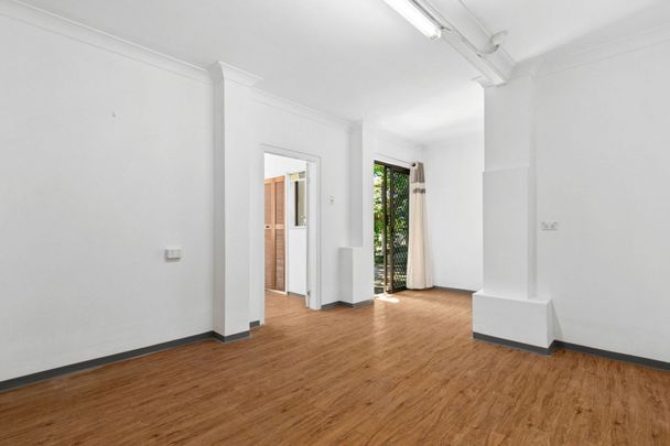 Allambie Heights, 32B Pozieres Parade - Photo 1