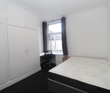 1 bedroom house to rent - Photo 2