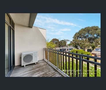 302/435-439 Whitehorse Road, Mitcham, Vic 3132 - Photo 4