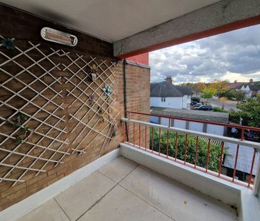 2 Bed Flat, Farm Avenue, NW2 - Photo 5