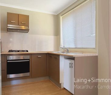 “Private 2 Bedroom Home With Off Street Parking” - Photo 4