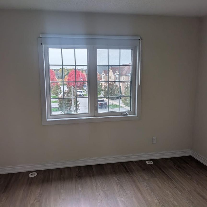 For Lease - 9960 McCowan Road, Markham, Ontario - Photo 1