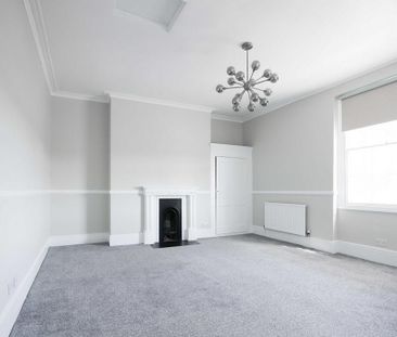 5 bedroom townhouse to rent - Photo 2