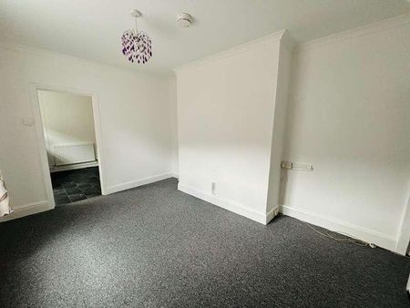 Lower Guthrie Street, Barry, CF63 - Photo 3