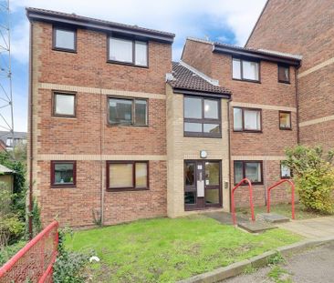 1 bedroom flat to rent - Photo 6