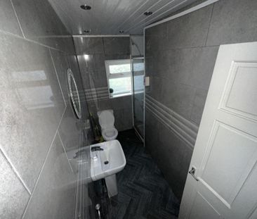 Friendship Avenue, Gorton, Manchester, M18 - Photo 6