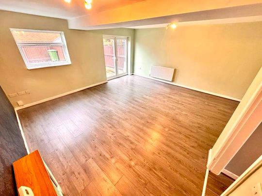 Poplar Street, Golborne Warrington, WA3 - Photo 1