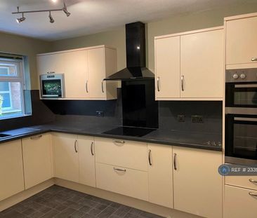 2 bedroom flat to rent - Photo 6