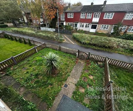 Naseby Close, Peterborough, PE3 - Photo 5