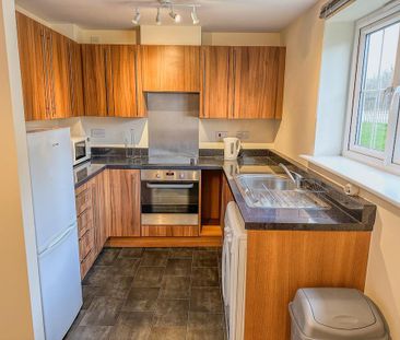 2 bedroom apartment to rent - Photo 5