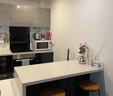 1 Bed Flat, Invicta, BS1 - Photo 6