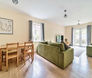 North Ascot, Berkshire, SL5 - Photo 2