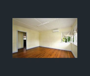 Great Location! - Photo 1