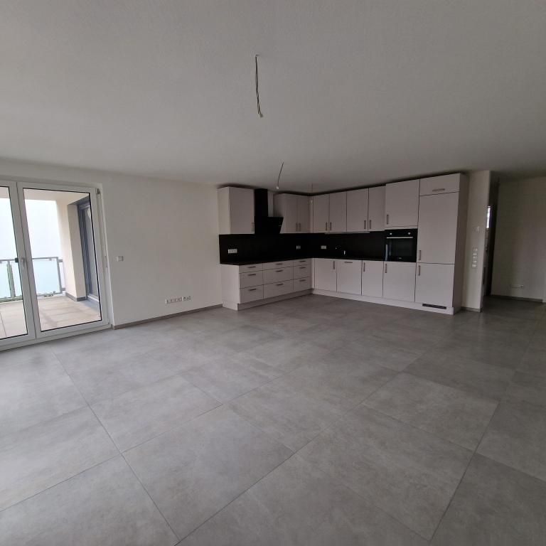 Schöne 4,5-Zimmer-Wohnung mit Balkon in Rottenburg - Ergenzingen - Photo 1