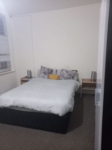 1 Bed Flat, Colwick Road, NG2 - Photo 5