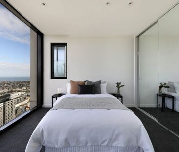 2-BED 1-BATH, 1-CAR, NOT FURNISHED - Photo 2