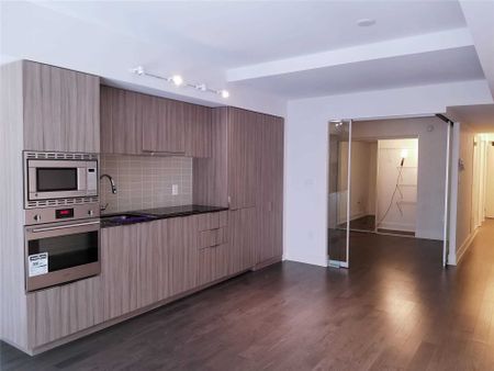 For Lease - 955 Bay Street Unit# 323, Toronto, Ontario - Photo 3
