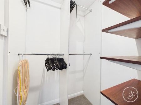 2 bedroom semi-detached house to rent - Photo 5