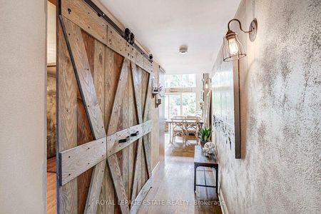 517 Kingston Road loft — Toronto, ON (2-Bedroom) - 2 Bedroom - Photo 3