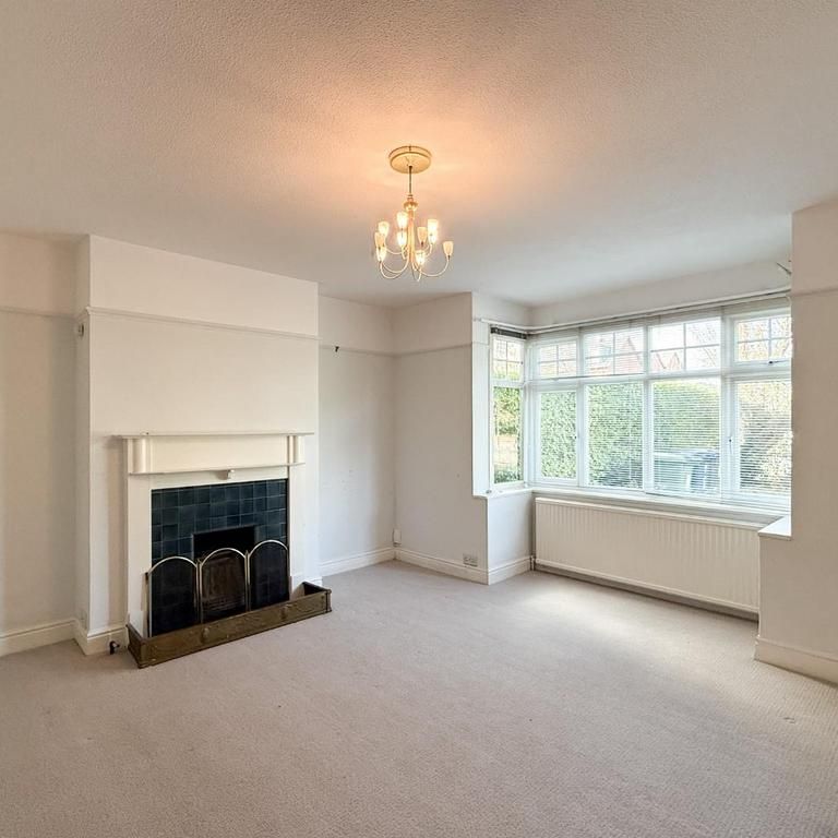 4 bedroom semi-detached house to rent - Photo 1