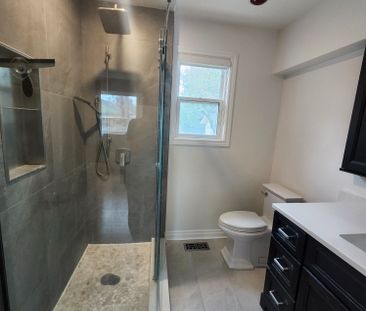 For Lease - 80 Rockport Crescent Unit# 1, Richmond Hill, Ontario - Photo 5