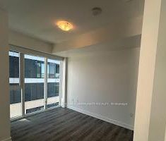 100 Eagle Rock Way Unit 820, Vaughan, Ontario L6A5B9 - Photo 1