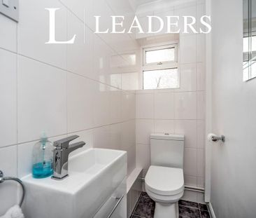 3 bedroom bungalow to rent - Photo 6