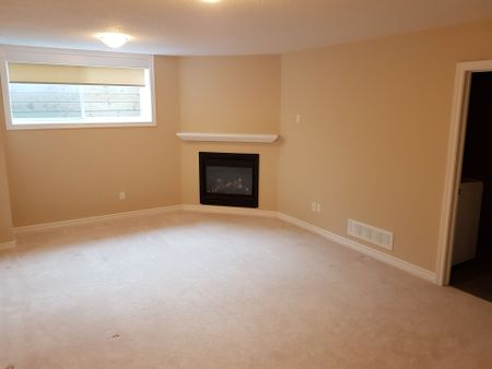 For Lease - 348 TOURMALINE Crescent, Barrhaven, Ontario - Photo 3