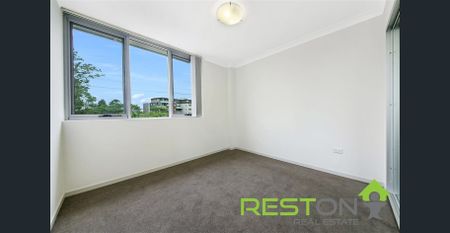 LUXURY APARTMENT IN THE HEART OF PENRITH! - Photo 3