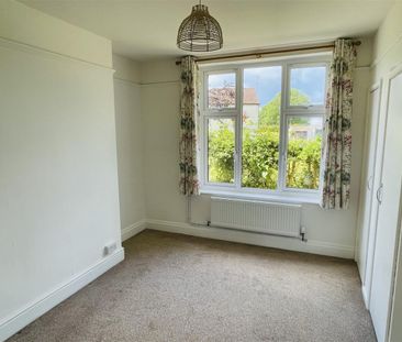 Hamshill, Coaley - Photo 3