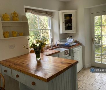 1 bedroom semi-detached house to rent - Photo 3