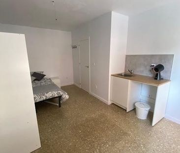 Carrer Joan Lluis Vives, Manises, Valencian Community 46940 - Photo 1