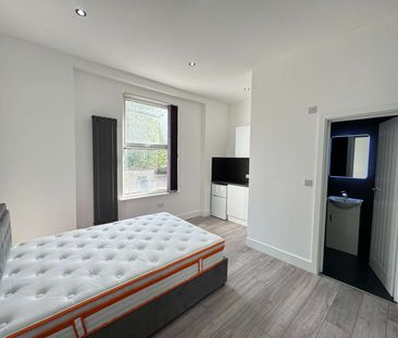 Modern studio rooms in L9, bills included - Photo 6