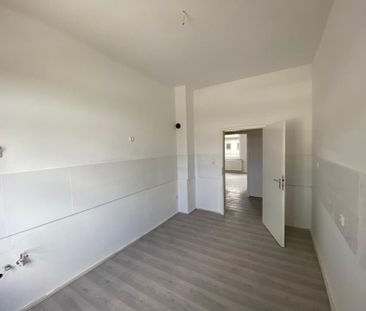 ✅ Sanierte 4-Raumwohnung - Große Küche und Großes Bad mit Fenster - Photo 4