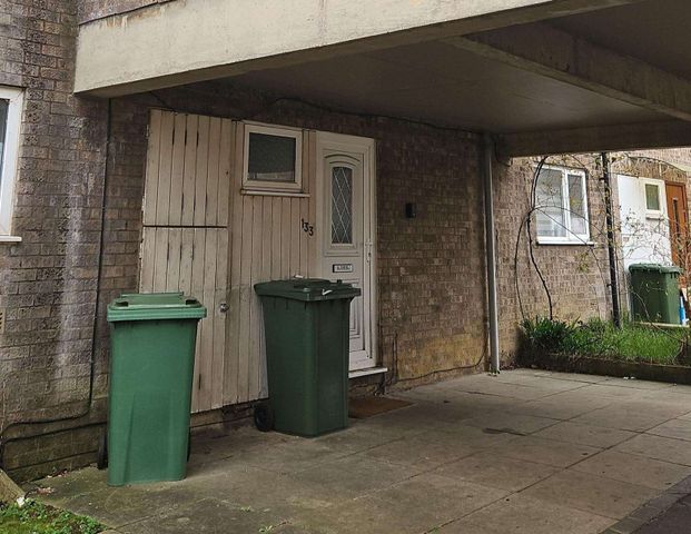 Eyrescroft Room 4 - Photo 1