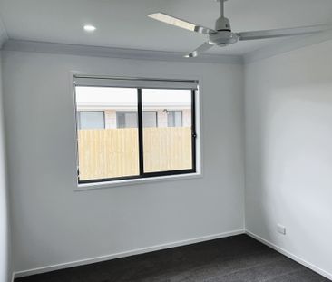 20 Flame Tree Road, Cotswold Hills QLD 4350 - House For Rent | Domain - Photo 3