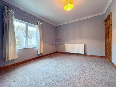 2 bedroom terraced house to rent - Photo 2