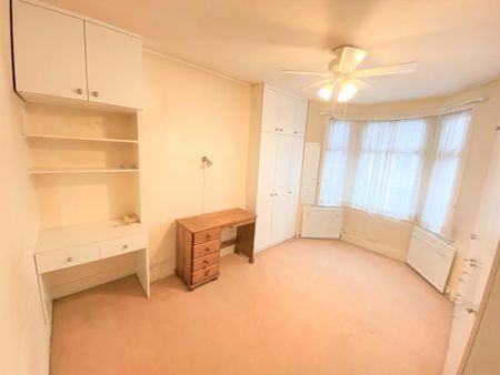 3 bedroom terraced house to rent - Photo 5