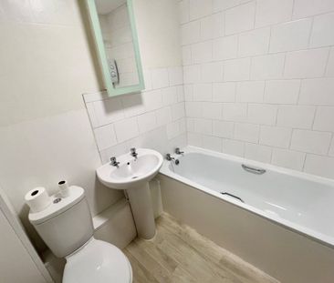 Elm Grove Road - Photo 4