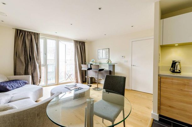 1 bedroom flat to rent - Photo 1