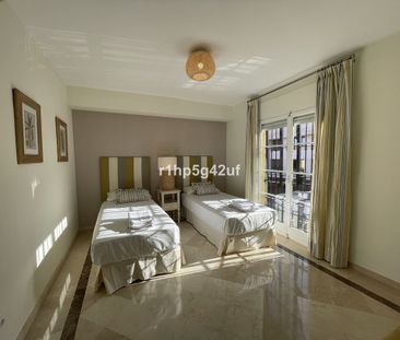 House in Marbella, Costa del Sol - Photo 5