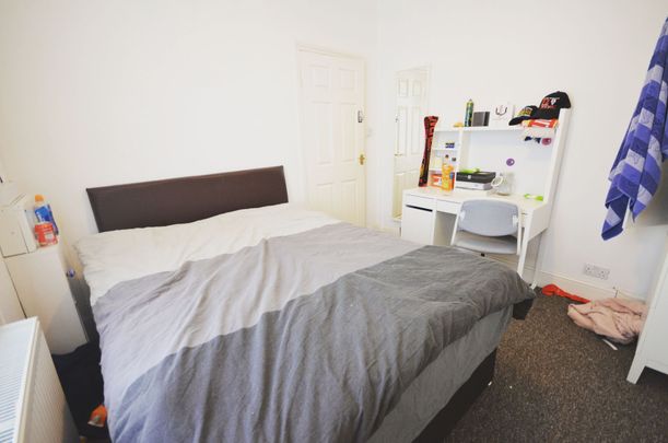 *Rooms available now* - Photo 1