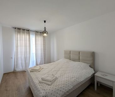Apartament 2 camere, mobilat, parcare, zona Eroilor - Photo 3