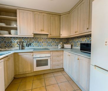 Townhouse in Guadalmina Alta - Photo 6